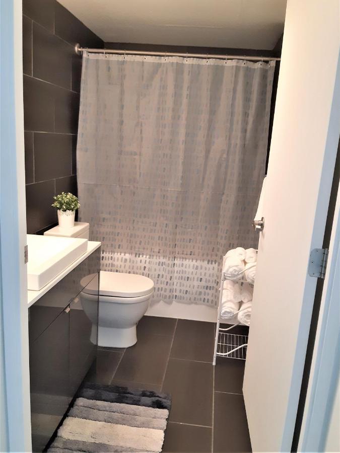 Luxury skyline condo in downtown FREE 24/7 parking Winnipeg Zewnętrze zdjęcie