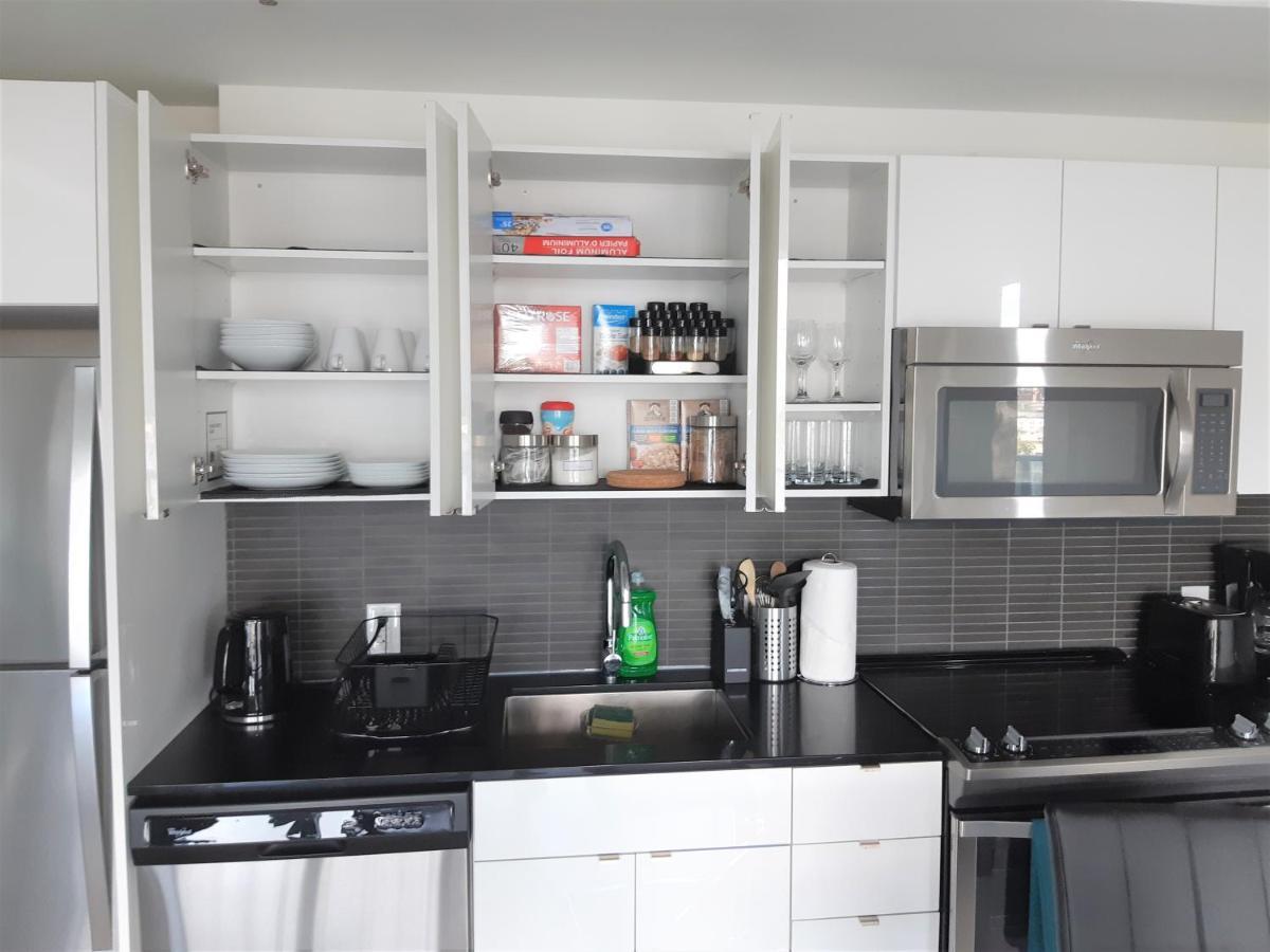 Luxury skyline condo in downtown FREE 24/7 parking Winnipeg Zewnętrze zdjęcie